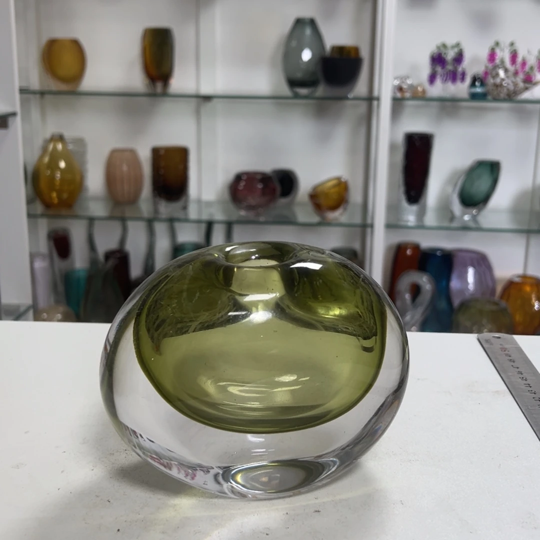 幻彩琉璃花瓶纯手工制作高度13微瑕