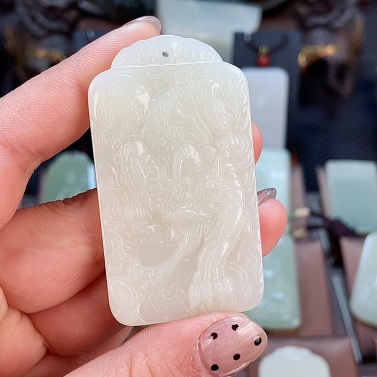 【闪购商品】和田玉颈饰未镶嵌