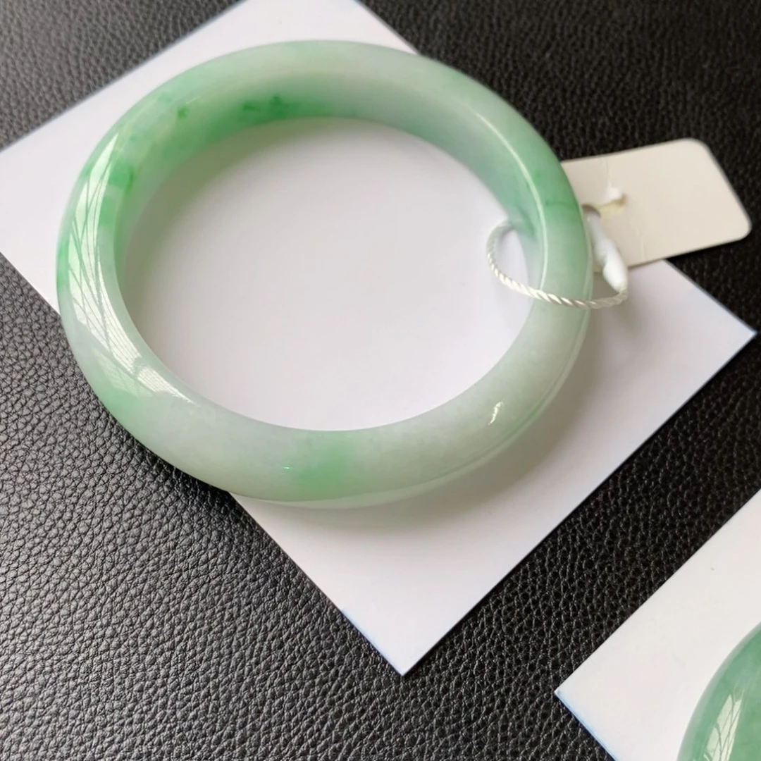 翡翠手镯未镶嵌琴**鸣11111111111111