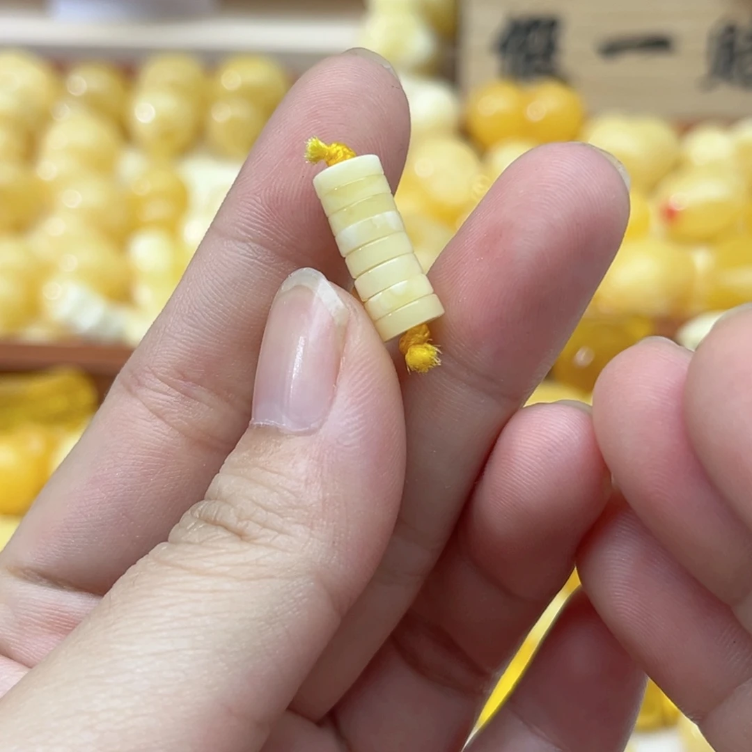 未镶嵌蜜蜡裸石天然