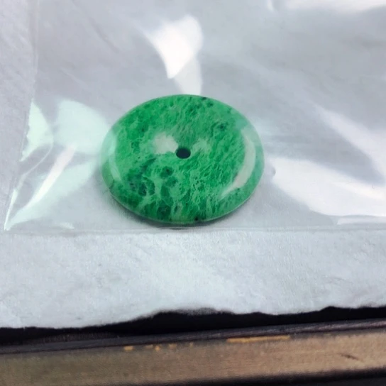 翡翠颈饰未镶嵌夏*藻吊坠