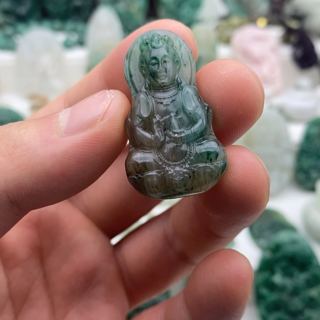 独山玉未镶嵌颈饰