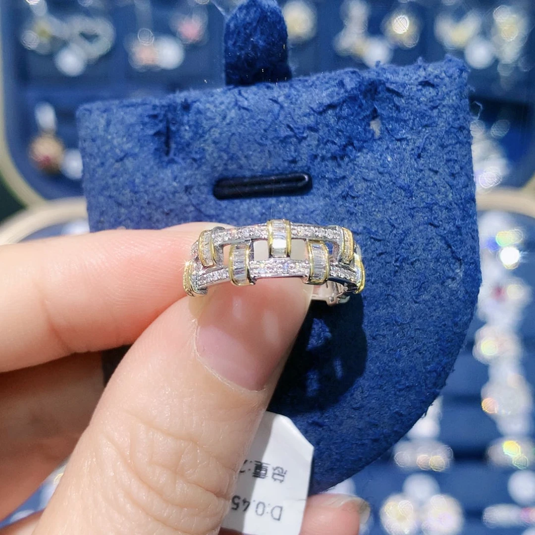 【闪购商品】18K金镶嵌戒托钻石编织排戒