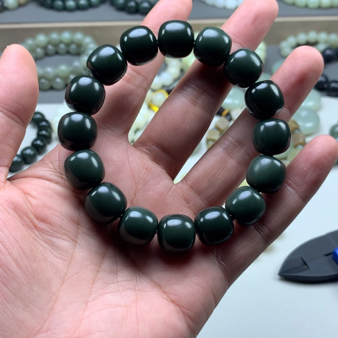 和田玉未镶嵌手链