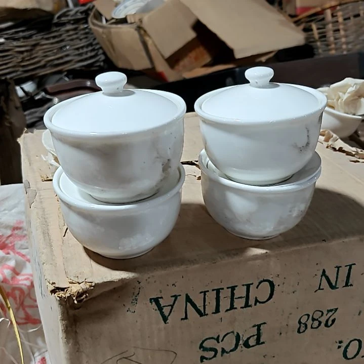 摆件陶瓷盘子碗啥都有