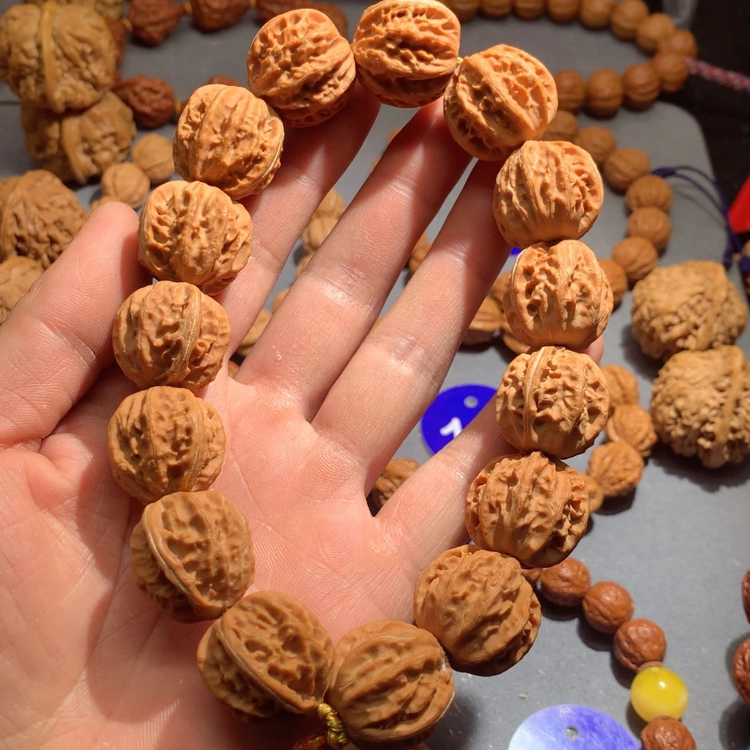 文玩核桃吊坠22京八棱