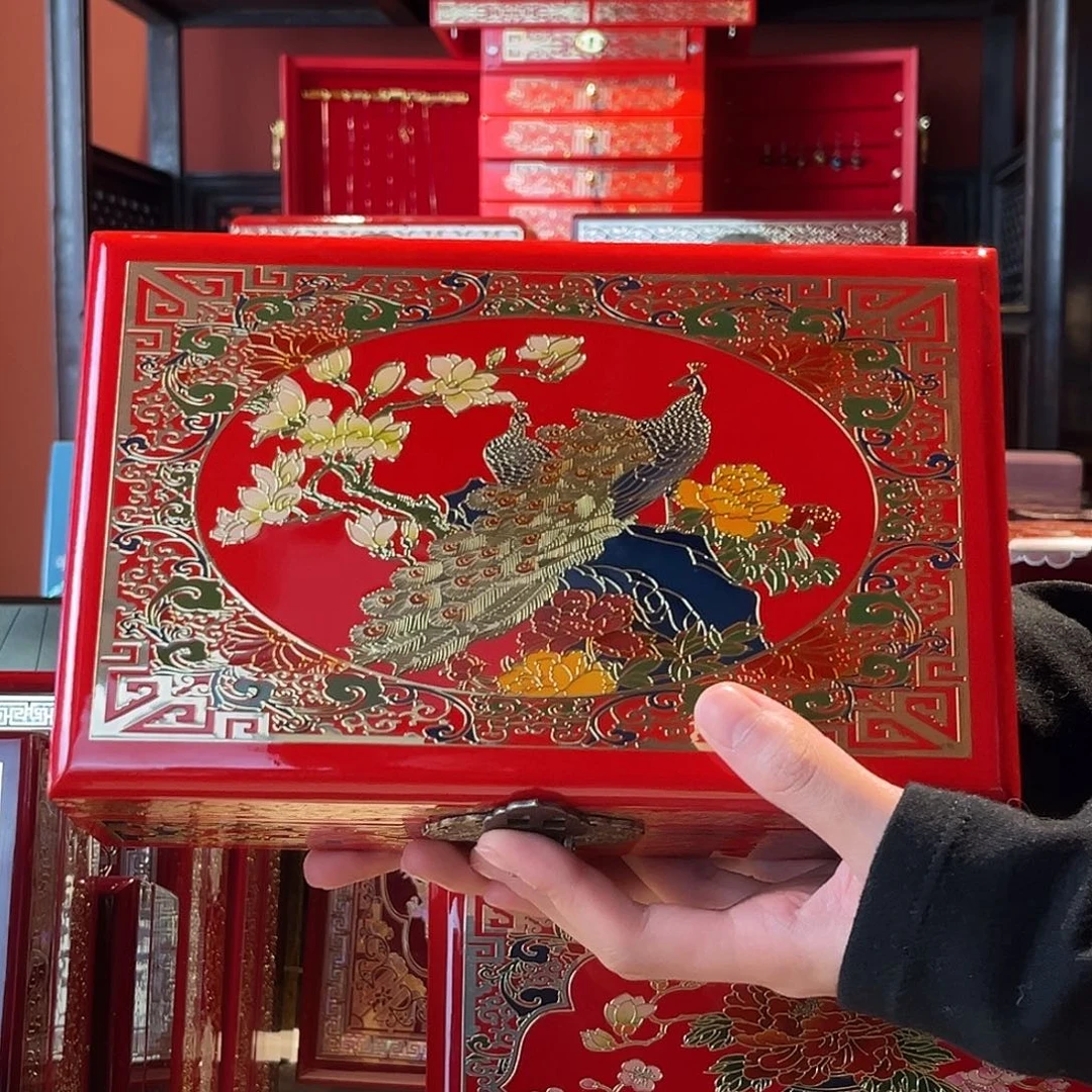 正红色铜丝镶嵌首饰盒