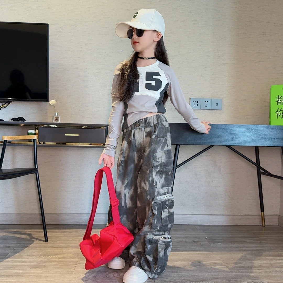 女童套装春秋款2025新款洋气儿童秋装长袖t恤迷彩工装裤两件套潮