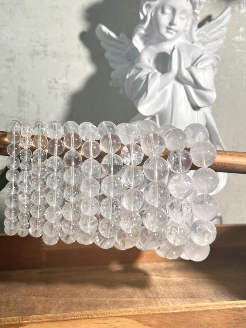 B173 天然奶白晶手串 多样性发其一