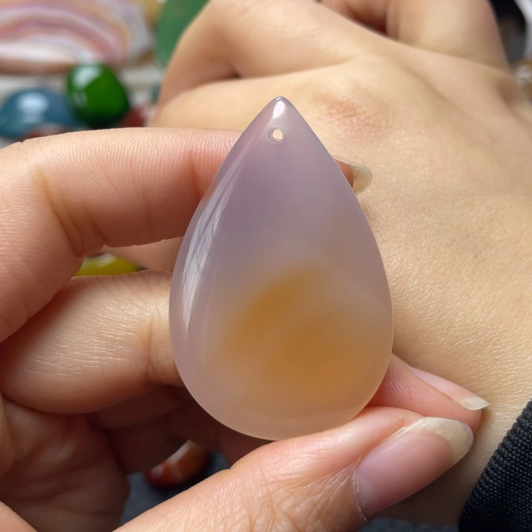 玛瑙/玉髓未镶嵌珠宝奇石