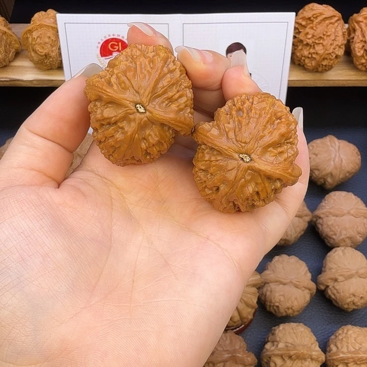 桃核把件37玉樽H9128