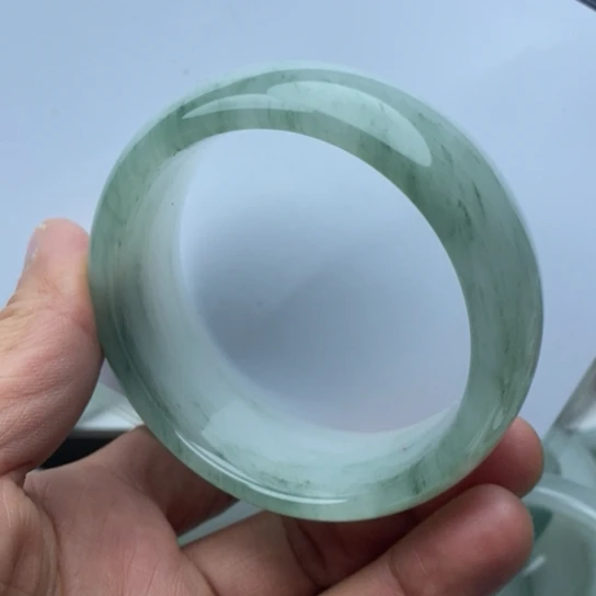 石英质玉（金丝玉）未镶嵌手镯