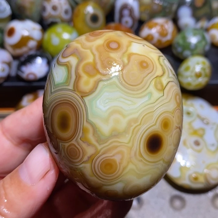未镶嵌玛瑙/玉髓珠宝半成品135