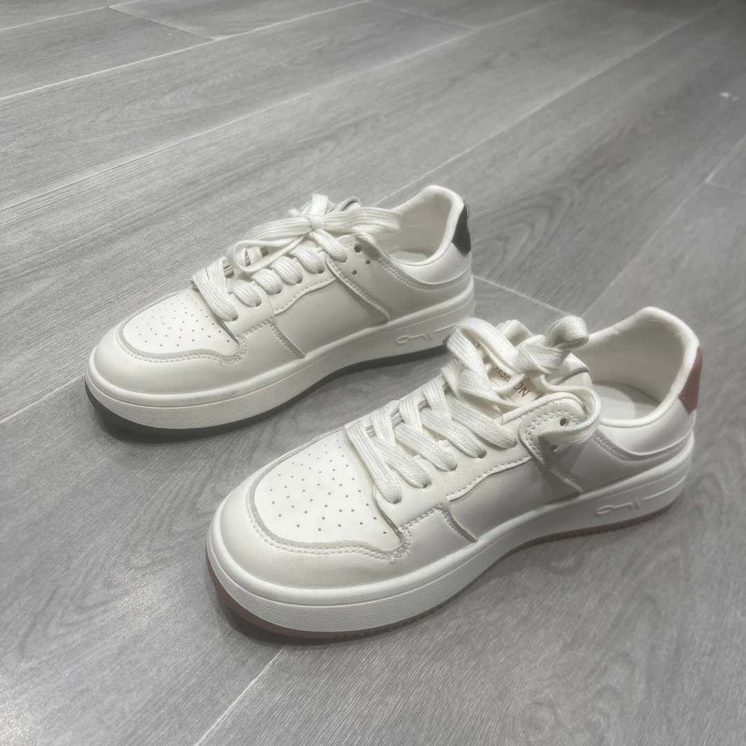 【公主屋】百搭小白鞋休闲鞋S06