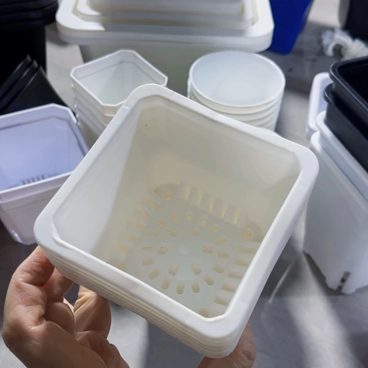 塑料白方口9高7一组30