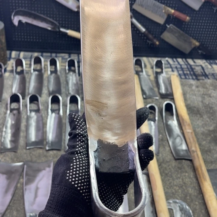 明***记龙泉手工制作工艺锄头