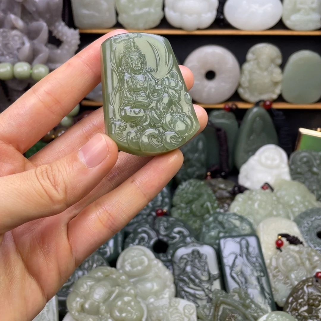 和田玉未镶嵌颈饰