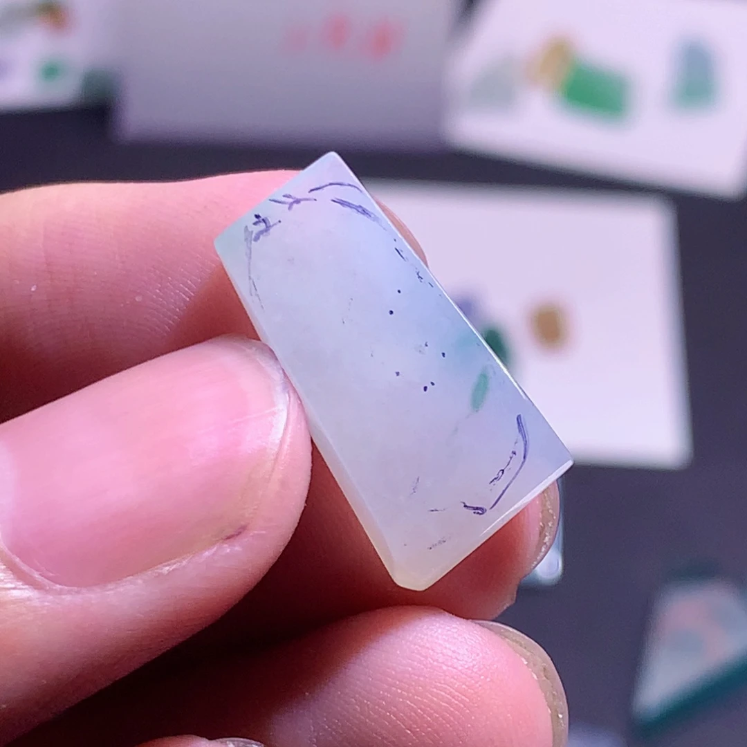 未镶嵌定制翡翠翡翠