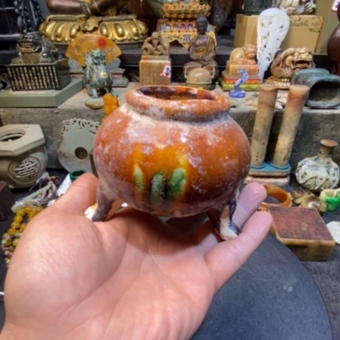 瓷器杂项研究中心