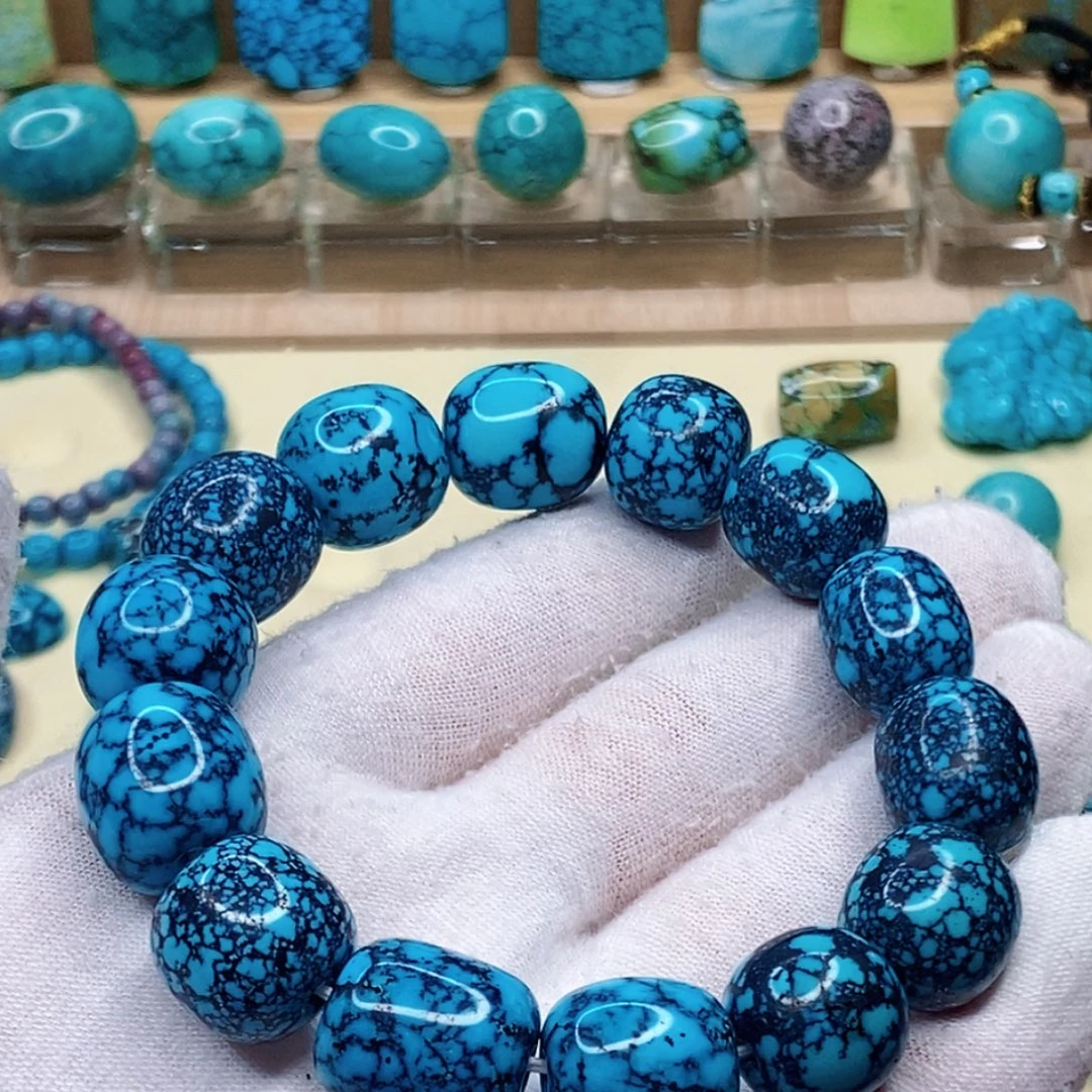 绿松石未镶嵌珠宝奇石