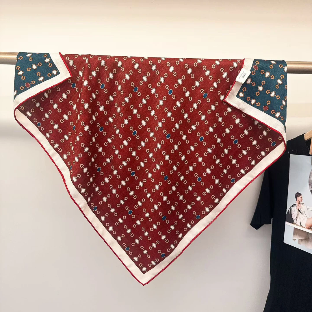 丝纡---酒红马蹬 双面异色麦穗纹85cm桑蚕丝澳毛围巾披肩