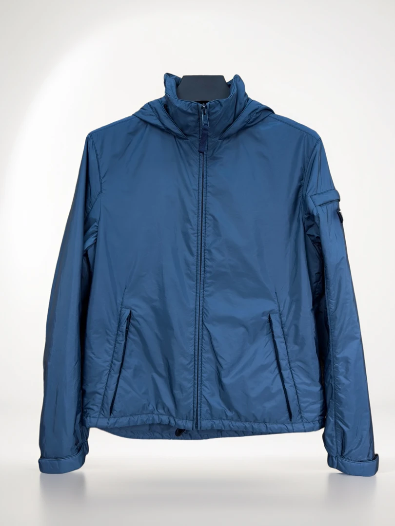 99新 Prada/普拉达 46码/三角标尼龙冲锋衣外套/工价16800/r95767