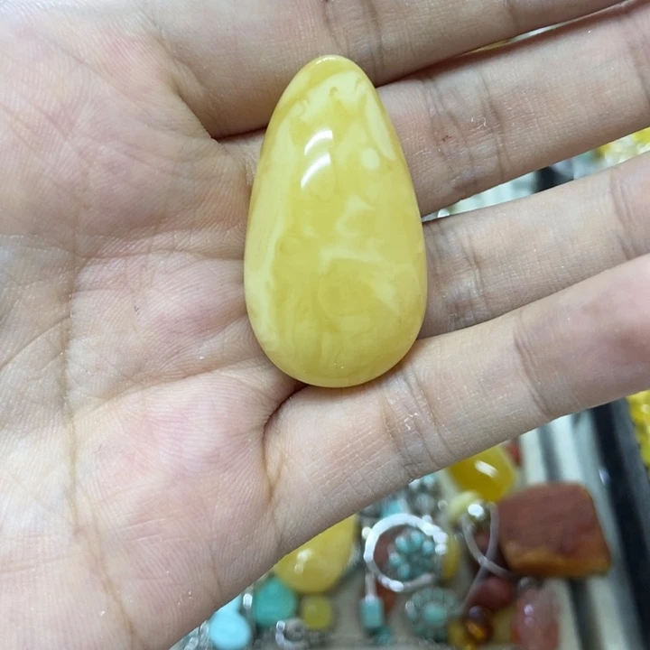 未镶嵌蜜蜡裸石吊坠