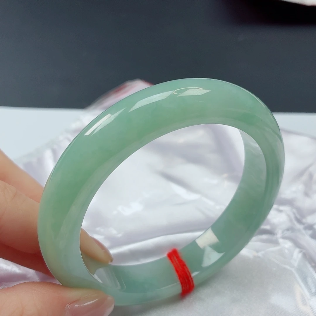 翡翠未镶嵌手镯57