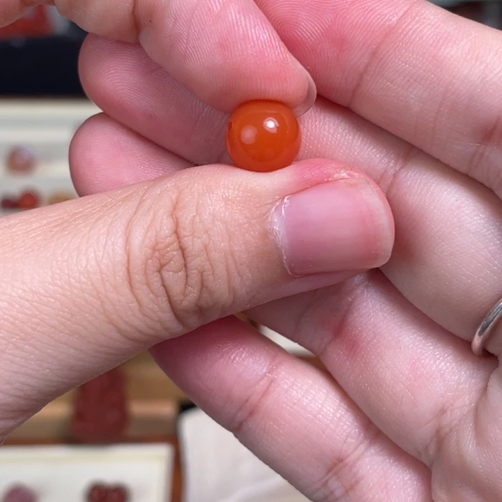 南红玛瑙未镶嵌颈饰61