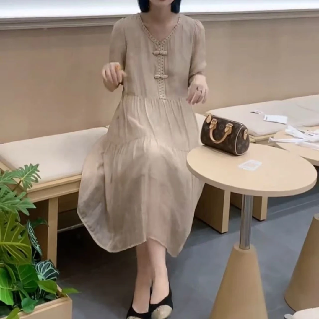 2025春夏新款时尚显瘦气质女士网红洋气连衣裙百搭款D7895