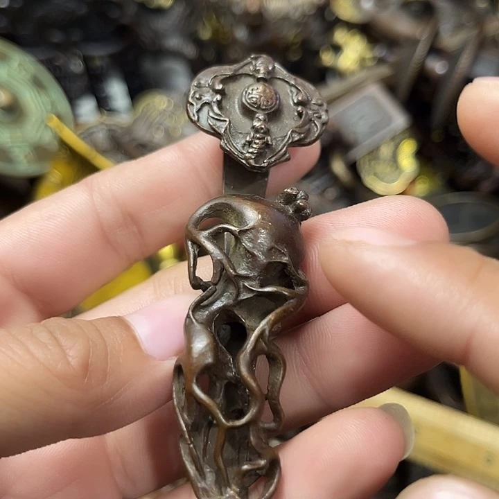 顺顺利利，铜器摆件