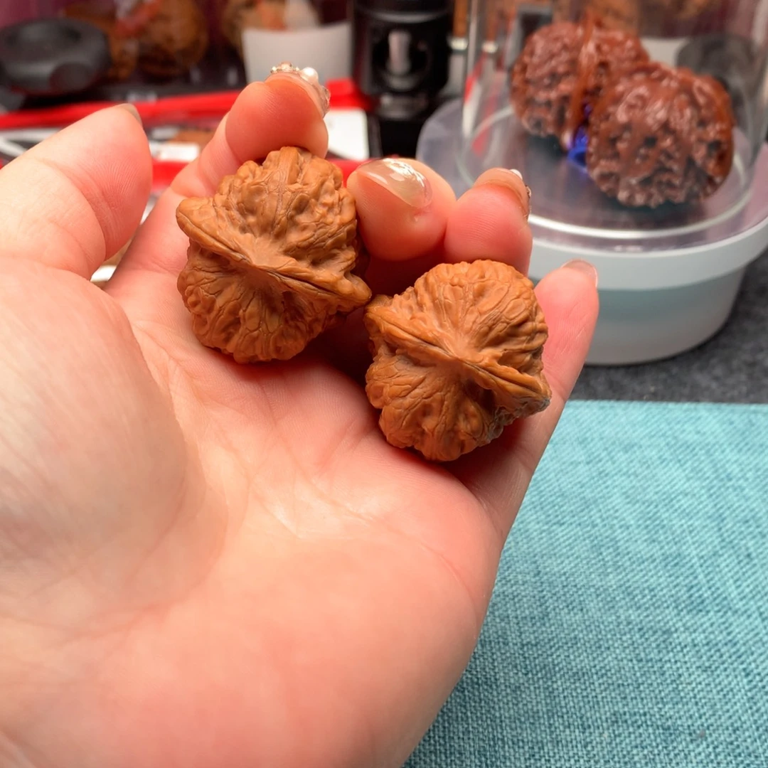 把件桃核32尺天程山文玩手把件