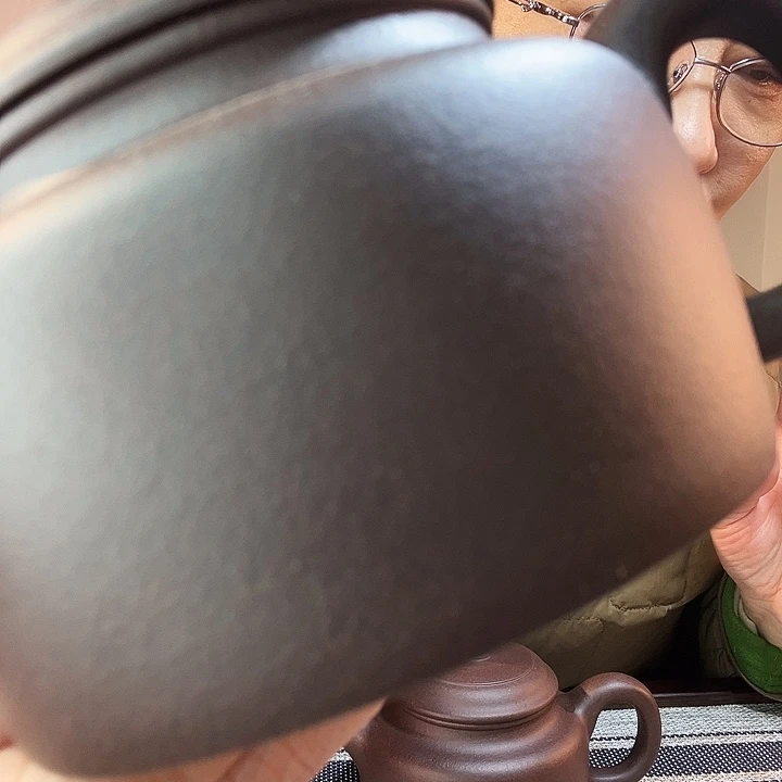 紫泥茶壶冬**光作品欣赏