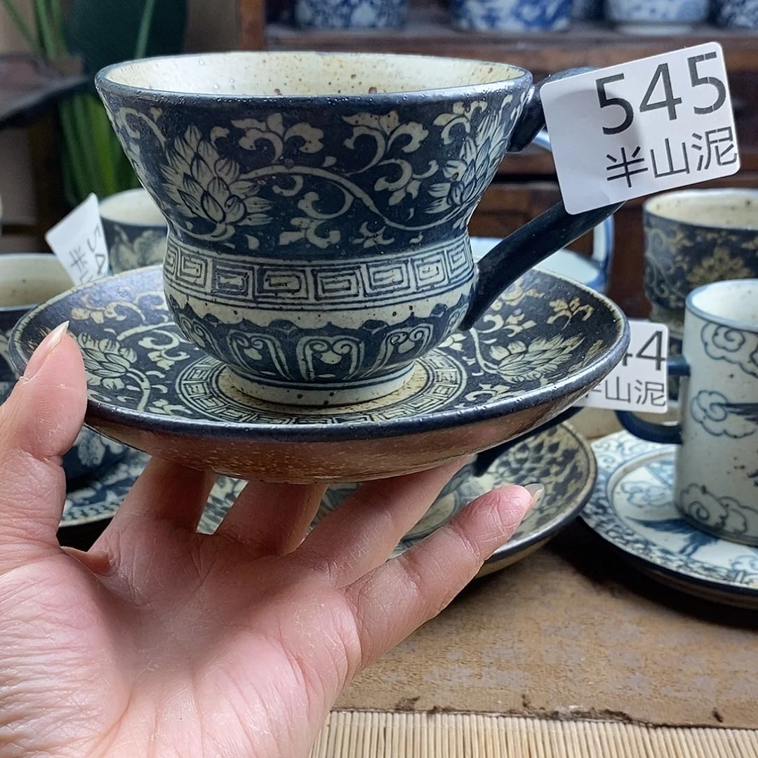 手工手绘青花陶瓷