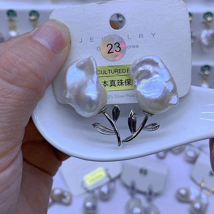 颈饰未镶嵌淡水珍珠