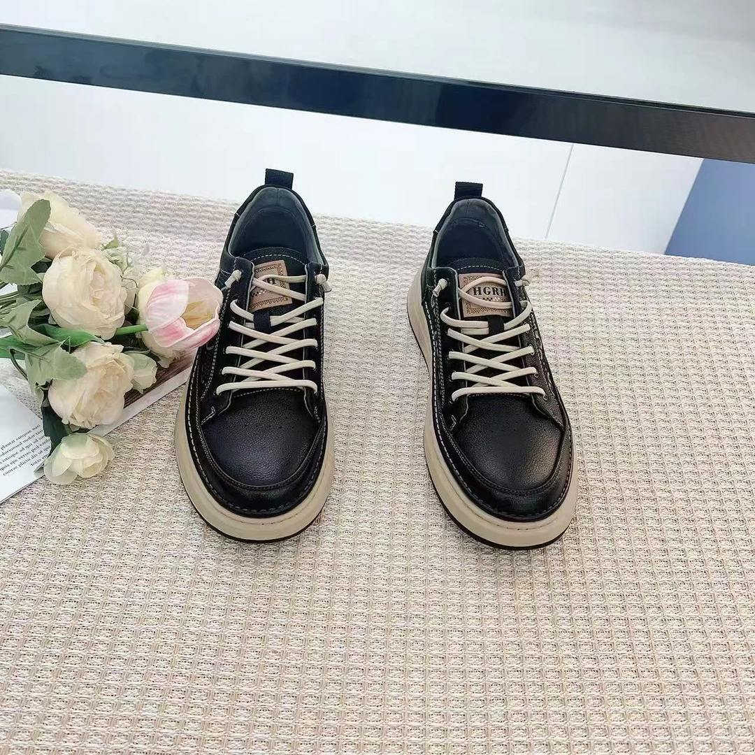 89363   时尚潮流百搭运动厚底圆头韩版休闲男鞋