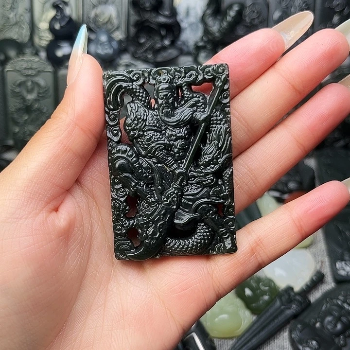 和田玉（青玉）颈饰未镶嵌