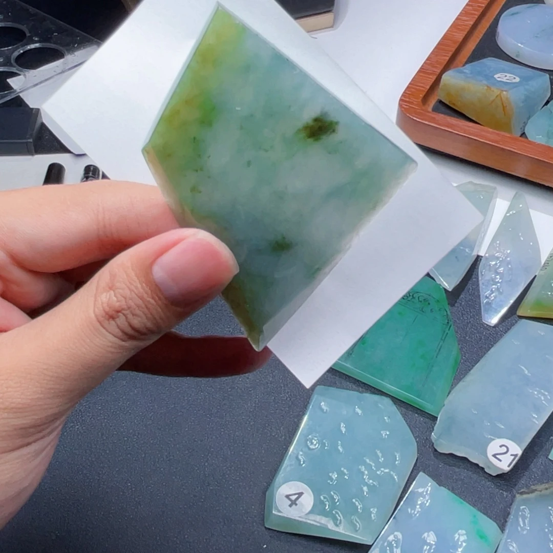 定制翡翠未镶嵌牌子料