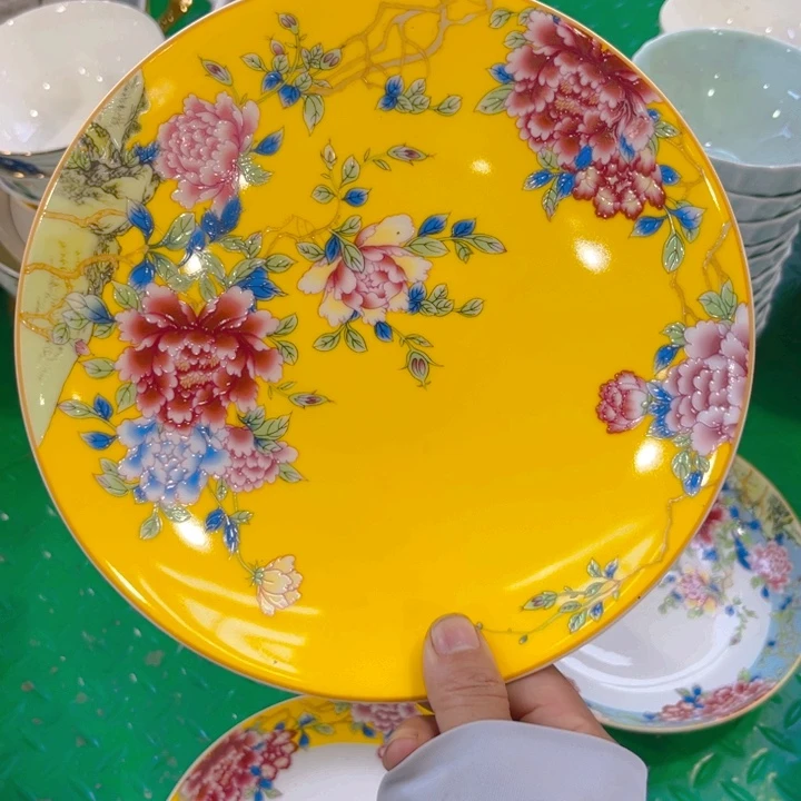 瓷片珐琅彩牡丹八寸深盘两个