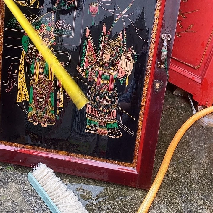 郑***）香榧木他俩小时没看书