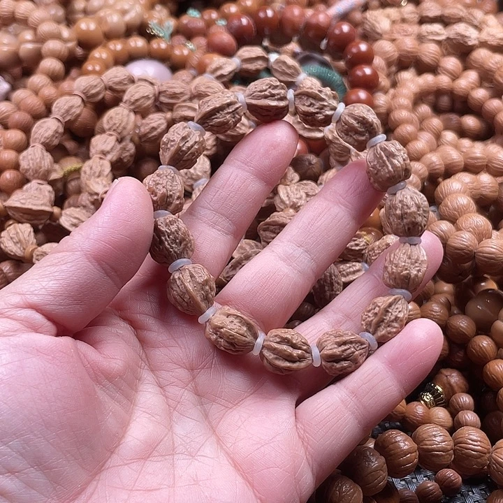 洛***y猴头核桃手串1.3蛤蟆头