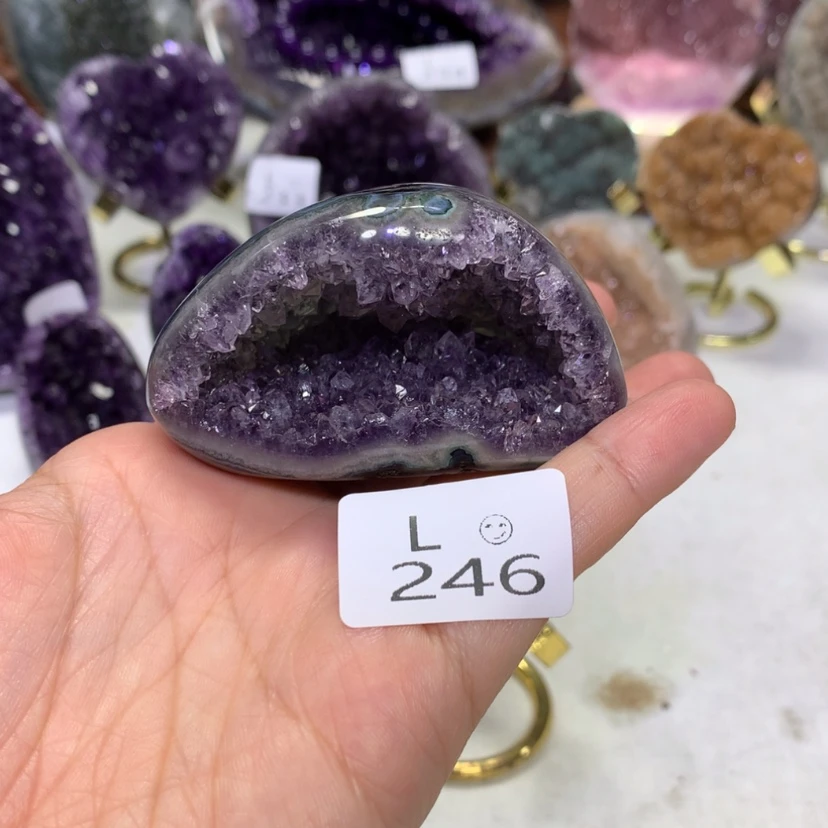 【闪购商品】水晶摆件未镶嵌?**?天然紫水晶