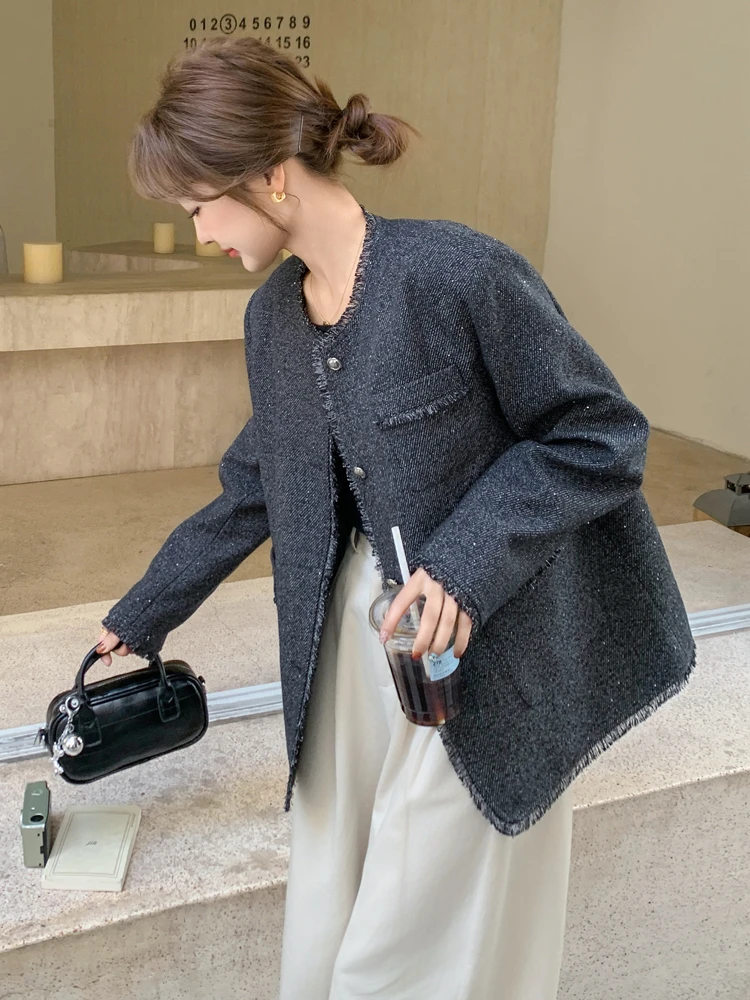 灰色小香风外套女2025新款秋季超火高级感气质名媛短款粗花呢上衣