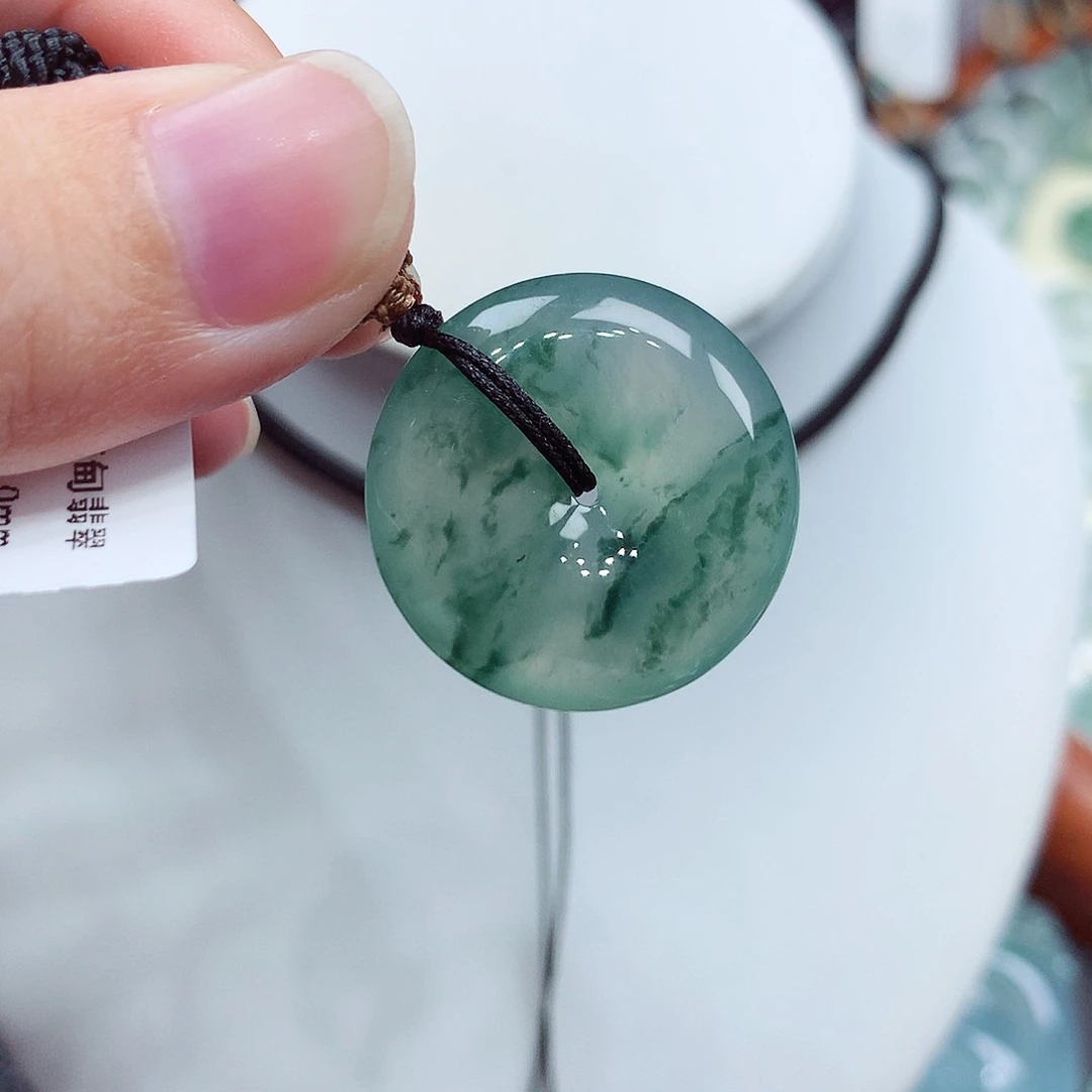 翡翠未镶嵌颈饰编号34，24.2/6