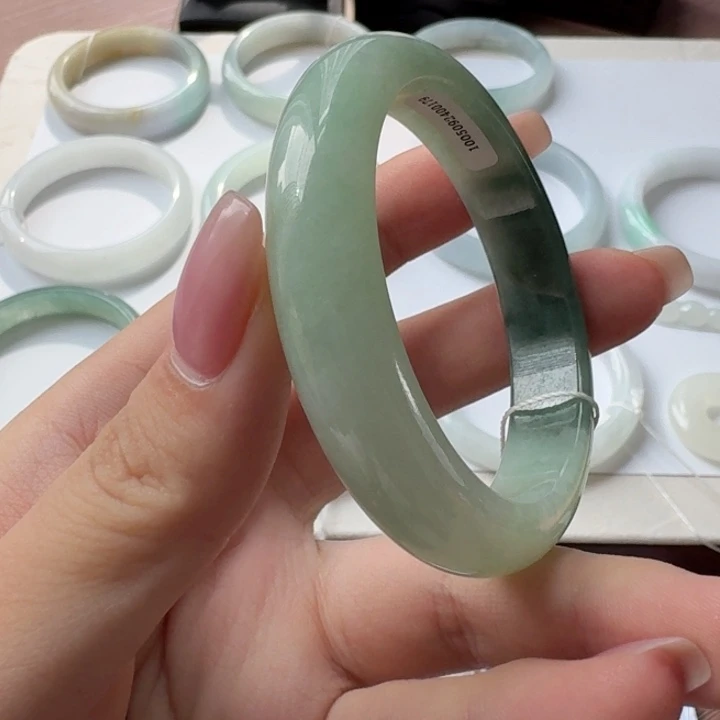 翡翠未镶嵌手镯（序号15）点菜看细节