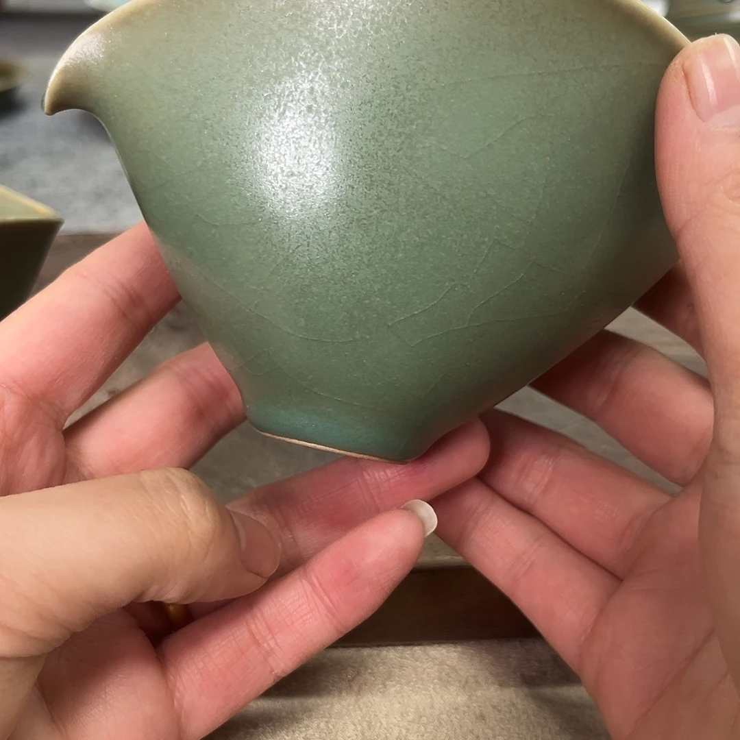 杯仿古老绿釉，t187，