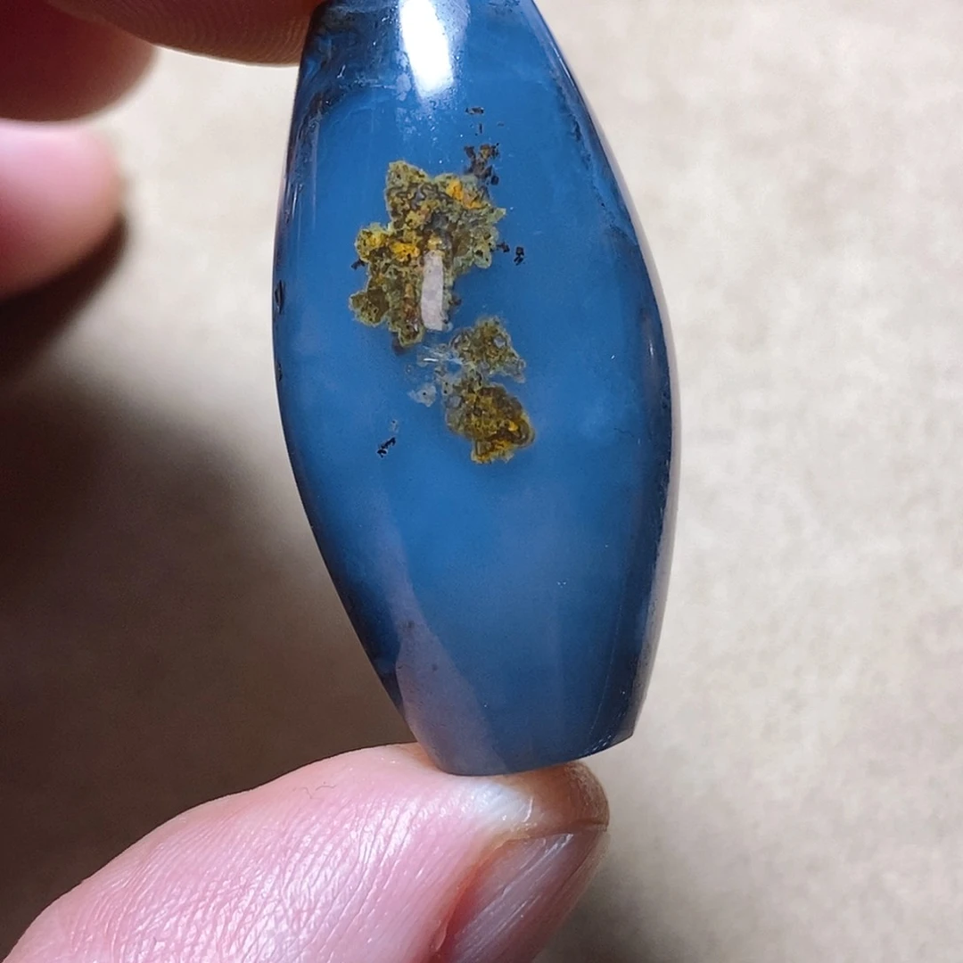 玛瑙/玉髓颈饰未镶嵌烟*