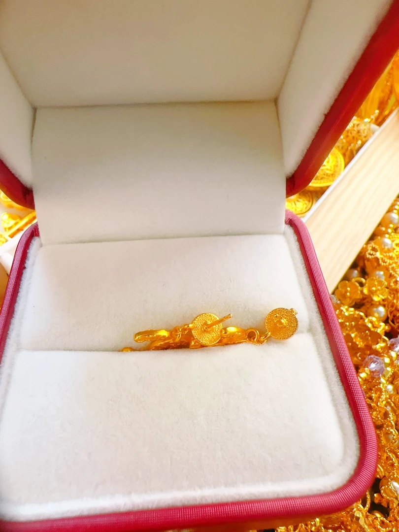 金色精工耳环40121