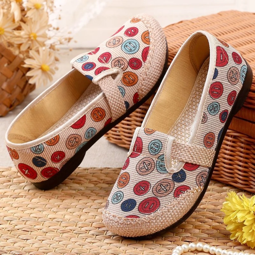 2025新款福利老北京布鞋中老年女透气布鞋平底女鞋民族风奶奶鞋