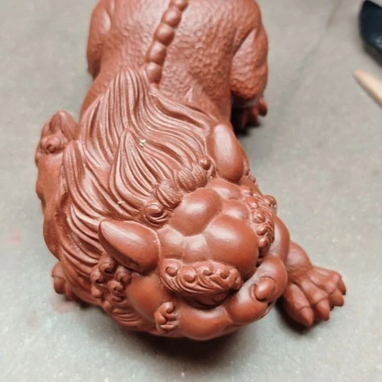 翔***）宜兴紫砂朱泥貔貅可盘可养